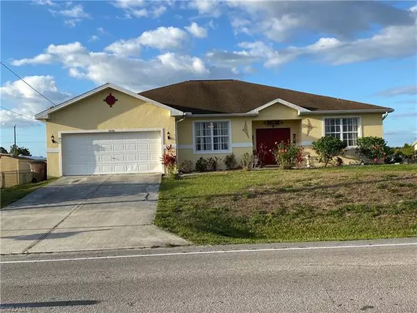 4000 8th ST SW, Lehigh Acres, FL 33976