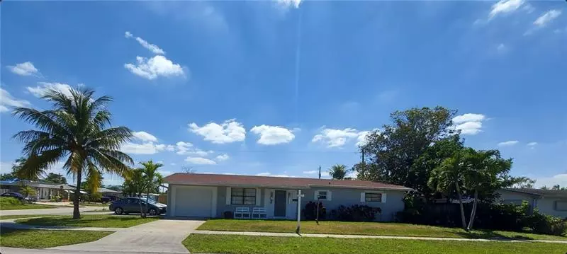 114 SE 13th St, Deerfield Beach, FL 33441