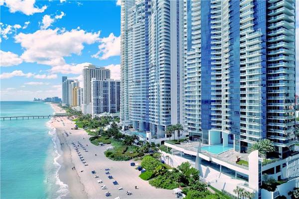 Sunny Isles Beach, FL 33160,17121 Collins Ave  #2308