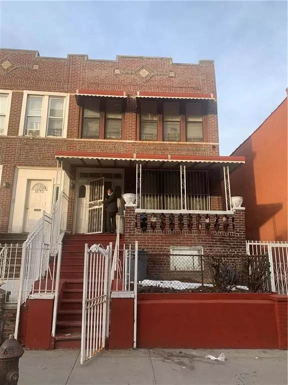 1679 Carroll ST, Brooklyn, NY 11213