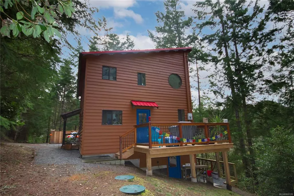 Gabriola Island, BC V0R 1X2,877 Sharie Dr