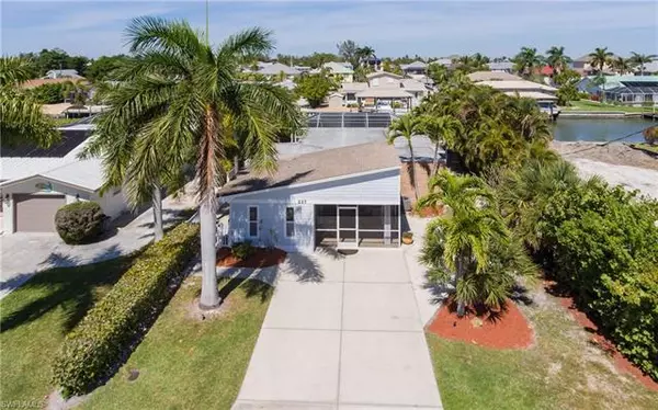 227 Ibis ST, Fort Myers Beach, FL 33931