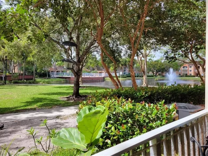 3854 Lyons Rd  #106, Coconut Creek, FL 33073