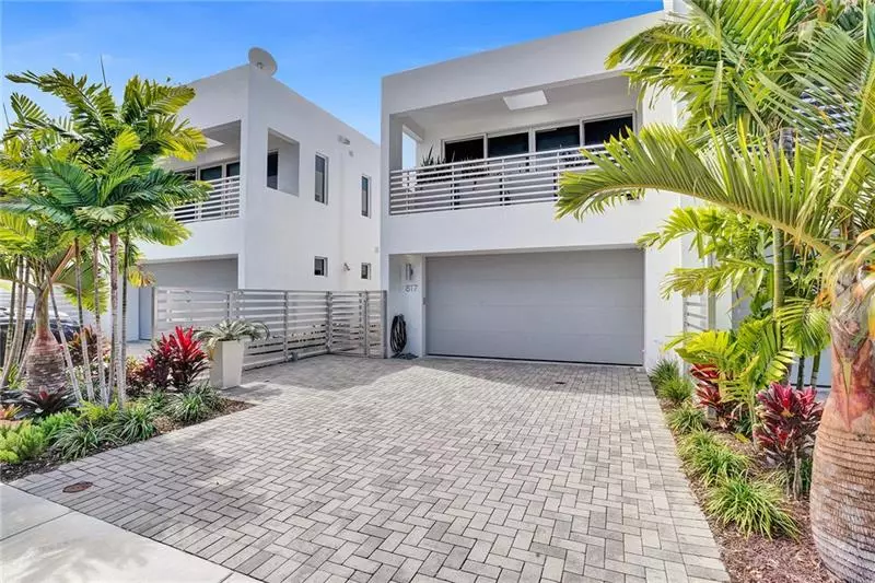 817 NE 17th Way, Fort Lauderdale, FL 33304