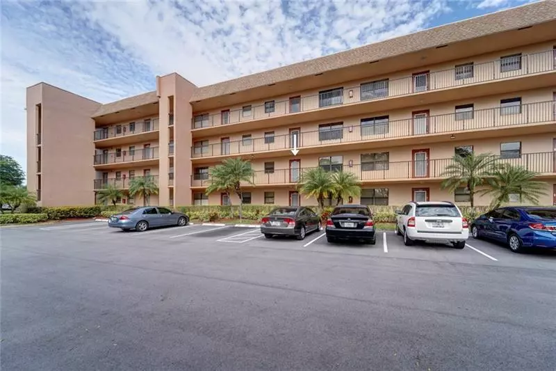 Sunrise, FL 33322,10467 Sunrise Lakes Blvd  #204