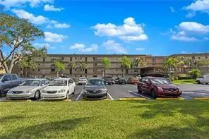 Boca Raton, FL 33428,9300 SW 8th St  #419