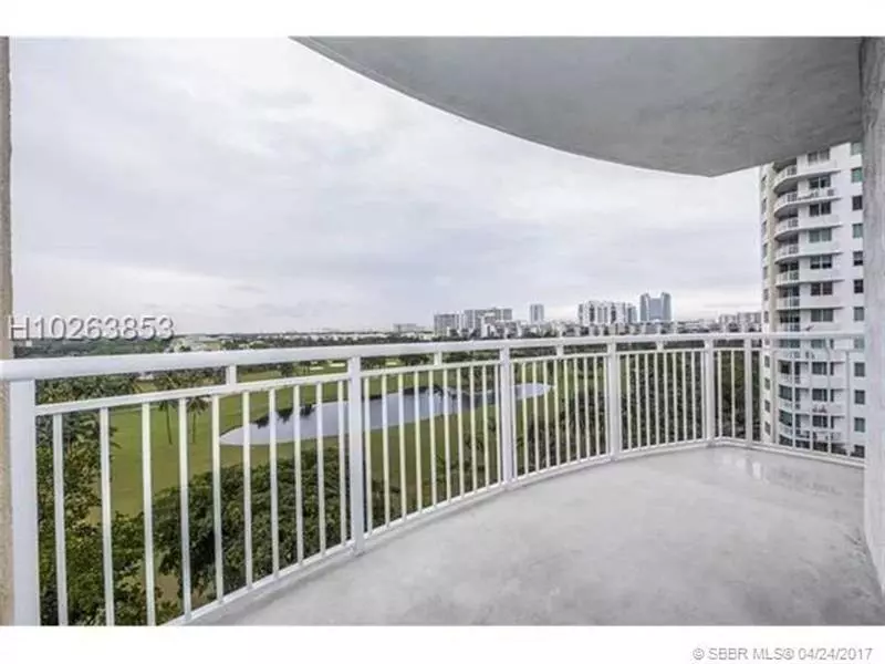 Hallandale Beach, FL 33009,1745 E Hallandale Beach Blvd  #703W