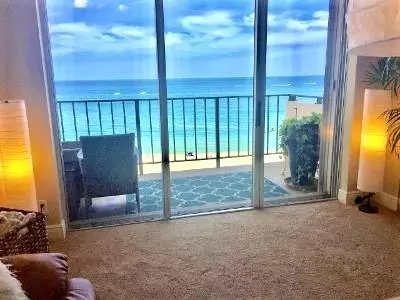 Lauderdale By The Sea, FL 33062,1900 S Ocean Blvd  #14T