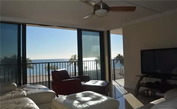 Hollywood, FL 33019,2201 S Ocean Dr  #401