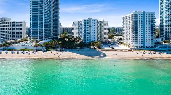 Hollywood, FL 33019,3001 S Ocean  #443