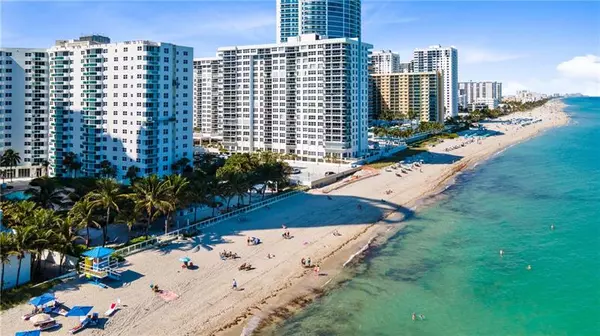 Hollywood, FL 33019,3001 S Ocean  #443