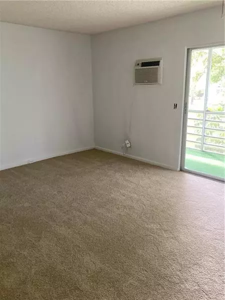 Deerfield Beach, FL 33442,323 Tilford O  #323