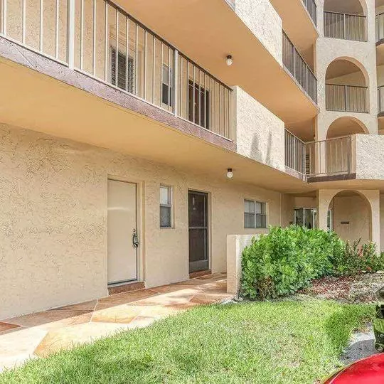 6061 N Falls Circle Dr  #408, Lauderhill, FL 33319