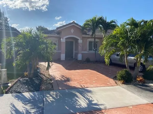 Miami, FL 33185,4584 SW 164th Pl