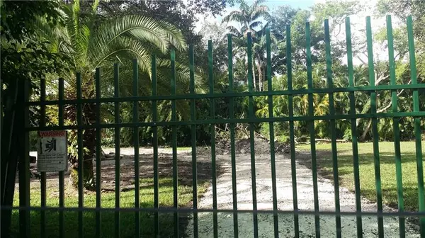 Miami, FL 33156,12300 SW 69th Court