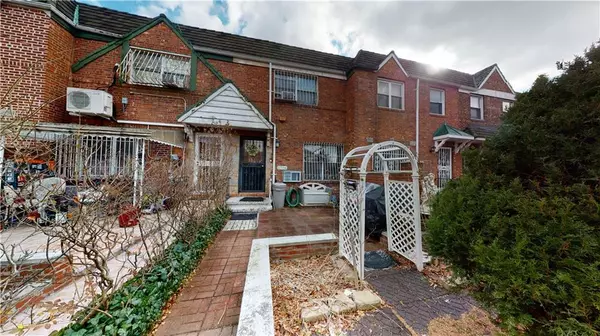 Flushing, NY 11385,1706 Hart ST