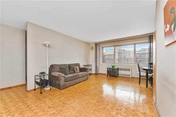 Brooklyn, NY 11224,440 Neptune AVE #18A