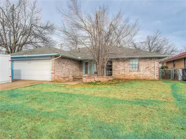 3720 Oak Grove Drive, Midwest City, OK 73110