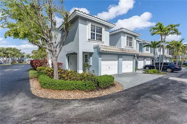 Boca Raton, FL 33487,858 Jeffery St  #858