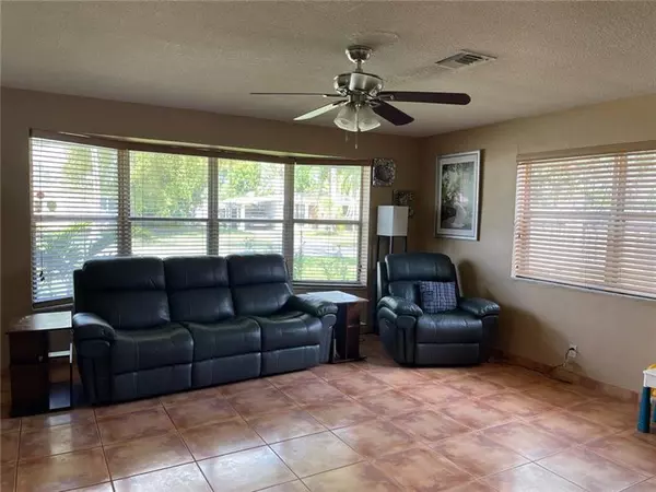 Pembroke Pines, FL 33023,6490 SW 6th St