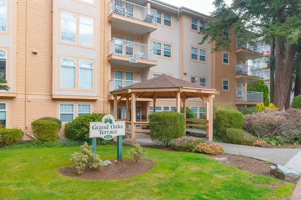 Langford, BC V9B 2W8,606 Goldstream Ave #305