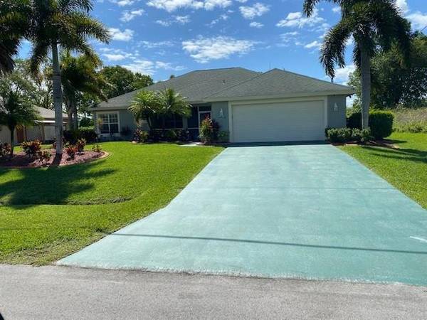 480 SW Aster Rd, Port Saint Lucie, FL 34953