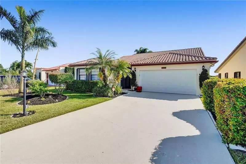 8494 Bonita Isle Dr, Lake Worth, FL 33467