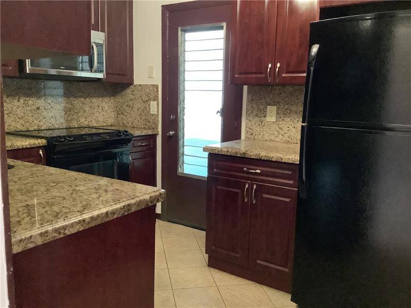 Lauderhill, FL 33319,6060 S Falls Cir Dr  #304