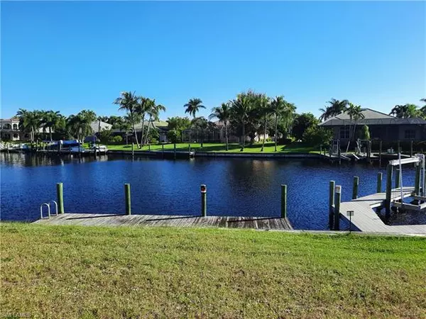 5513 Harbour Preserve CIR, Cape Coral, FL 33914