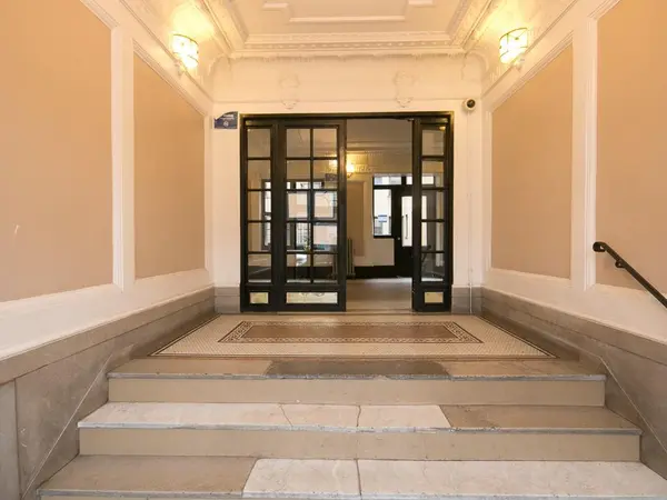 839 East 19 ST #2E, Brooklyn, NY 11230