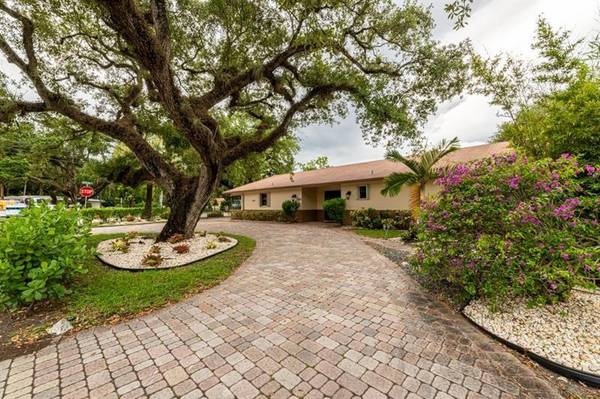 2375 SW 30th Ter,  Fort Lauderdale,  FL 33312