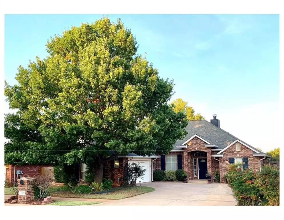 Edmond, OK 73003,2001 Willow Bend Drive