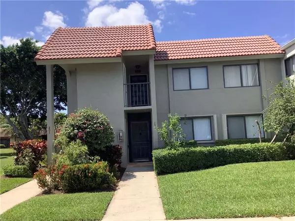 5743 Fairway Park Ct  #101, Boynton Beach, FL 33437