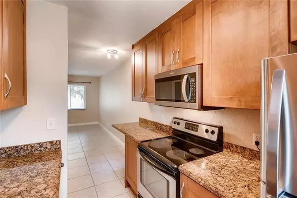 Wilton Manors, FL 33334,2643 NE 8th Ave  #12