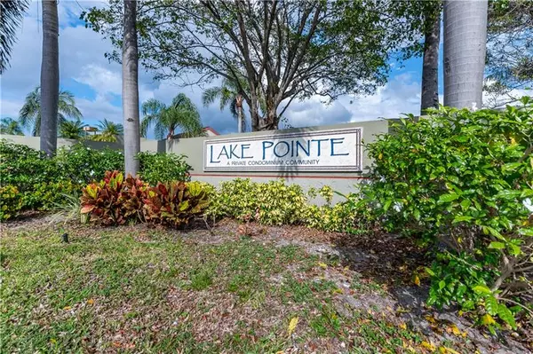 Oakland Park, FL 33309,216 Lake Pointe Dr  #225