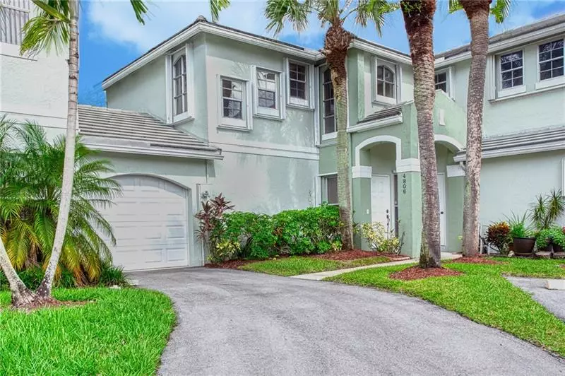 4806 Grapevine Way, Davie, FL 33331