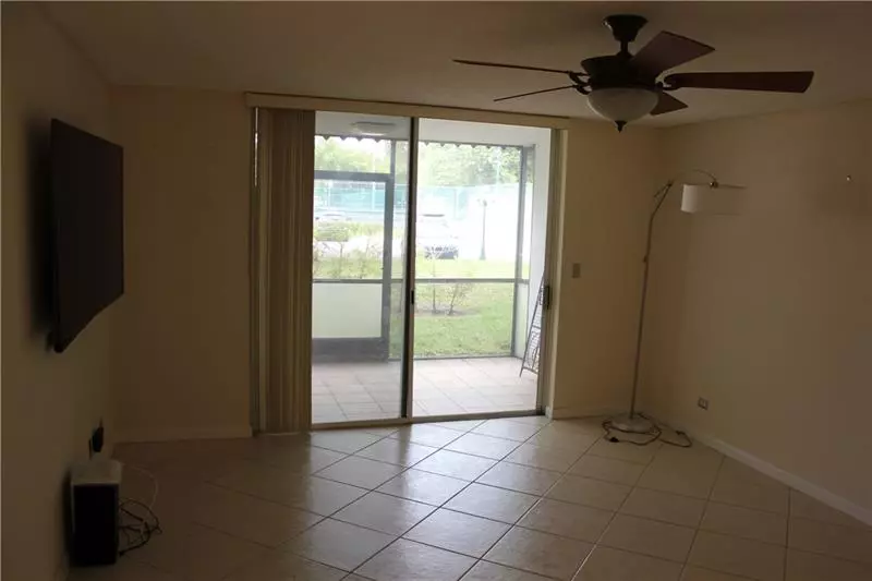 3710 Inverrary Dr  #1A, Lauderhill, FL 33319