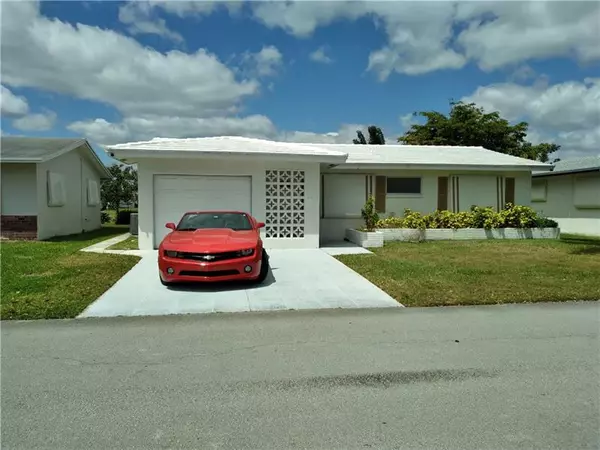 4811 NW 48th Ave, Tamarac, FL 33319