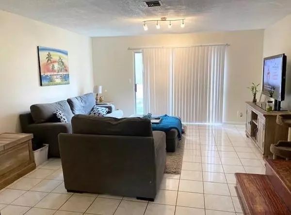 Sunrise, FL 33351,8243 Fairway Rd  #8243