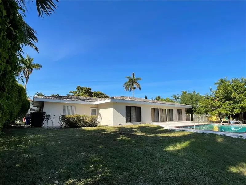 2848 NE 26th Pl, Fort Lauderdale, FL 33306