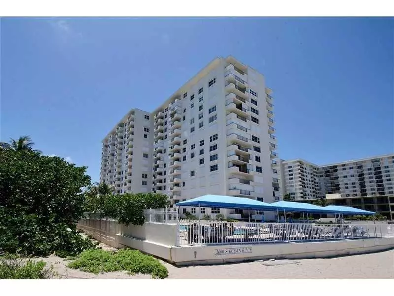 Lauderdale By The Sea, FL 33062,2000 S Ocean Blvd  #12D