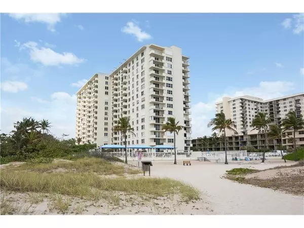 Lauderdale By The Sea, FL 33062,2000 S Ocean Blvd  #12D