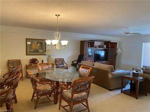 Fort Myers, FL 33919,9900 Sunset Cove LN #125