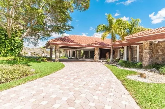 16200 SADDLE CLUB RD, Weston, FL 33326