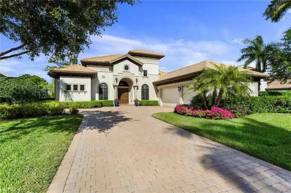 7426 Byrons WAY, Naples, FL 34113