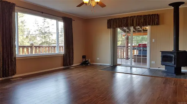 7676 Bell Rd, Port Alberni, BC V9Y 9E6