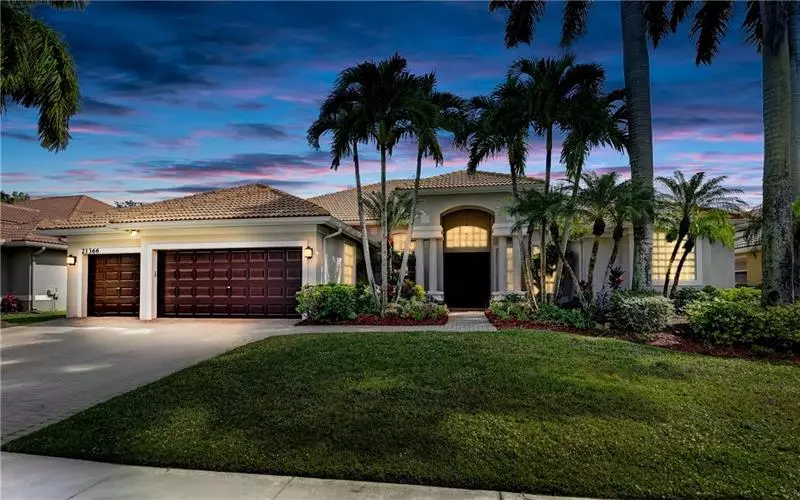 21366 Falls Ridge Way, Boca Raton, FL 33428