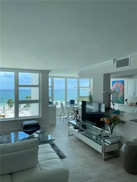 Lauderdale By The Sea, FL 33062,1620 S OCEAN BLVD  #5M