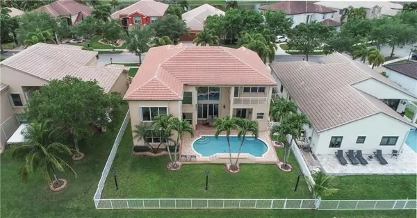 Miramar, FL 33029,18553 SW 49th St