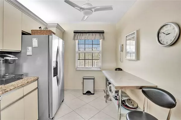 Pompano Beach, FL 33069,3503 Oaks Way  #508